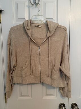 Light Beige Cropped Zip Hoodie Jacket - Women’s Small oversize NWOT